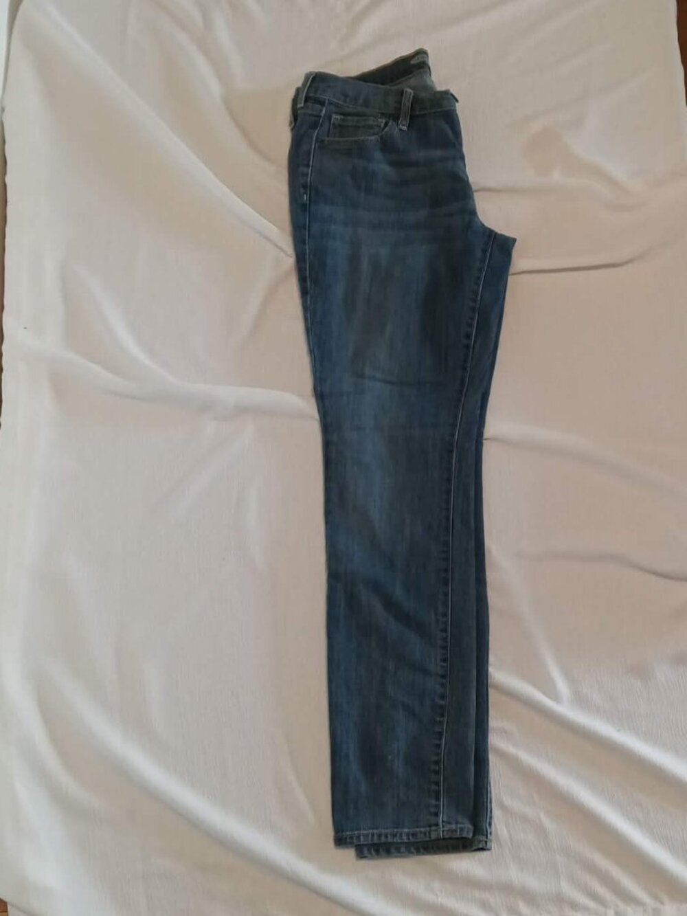 Perfect Old Navy The Flirt straight Jeans size 8